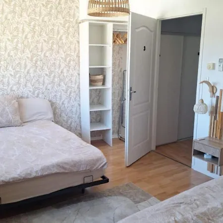 Apartment Le Marie 115m - Spacieux 3ch' - 2 Sdb - Balcon Joeuf