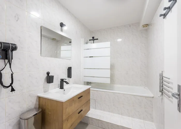 Le Marie 115m - Spacieux 3ch' - 2 Sdb - Balcon Joeuf